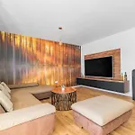 Magdalena Zadarvillas Villa *