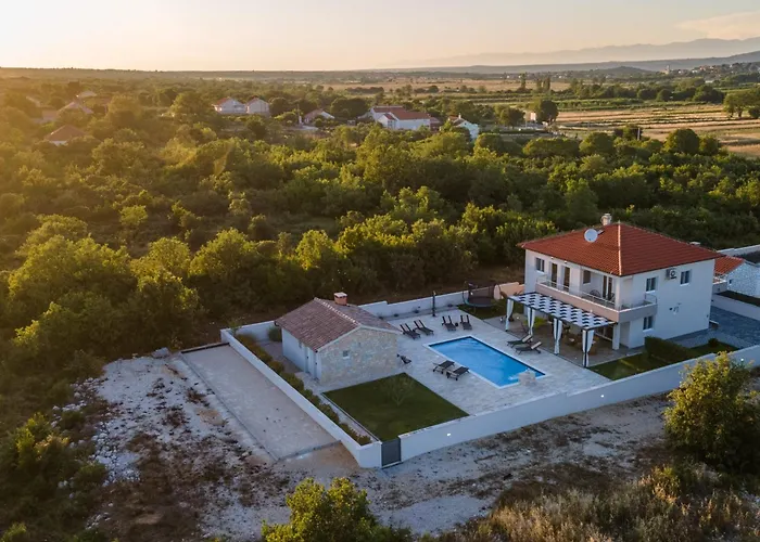 Magdalena Zadarvillas Villa Donja Jagodnja